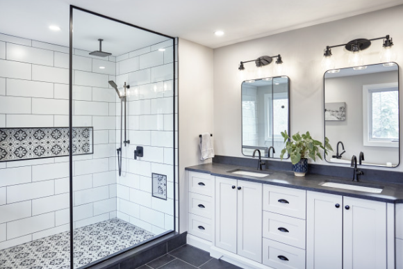 Badezimmerrenovierung: Verwandeln Sie Ihren Raum mit einer atemberaubenden Verjüngungskur